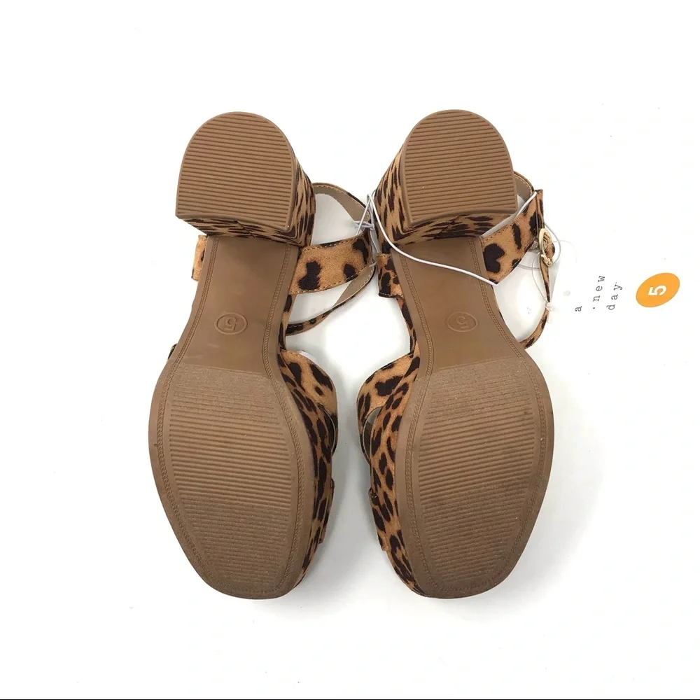 A New Day Gabriella Animal Print Platform Heels - Picture 7 of 8